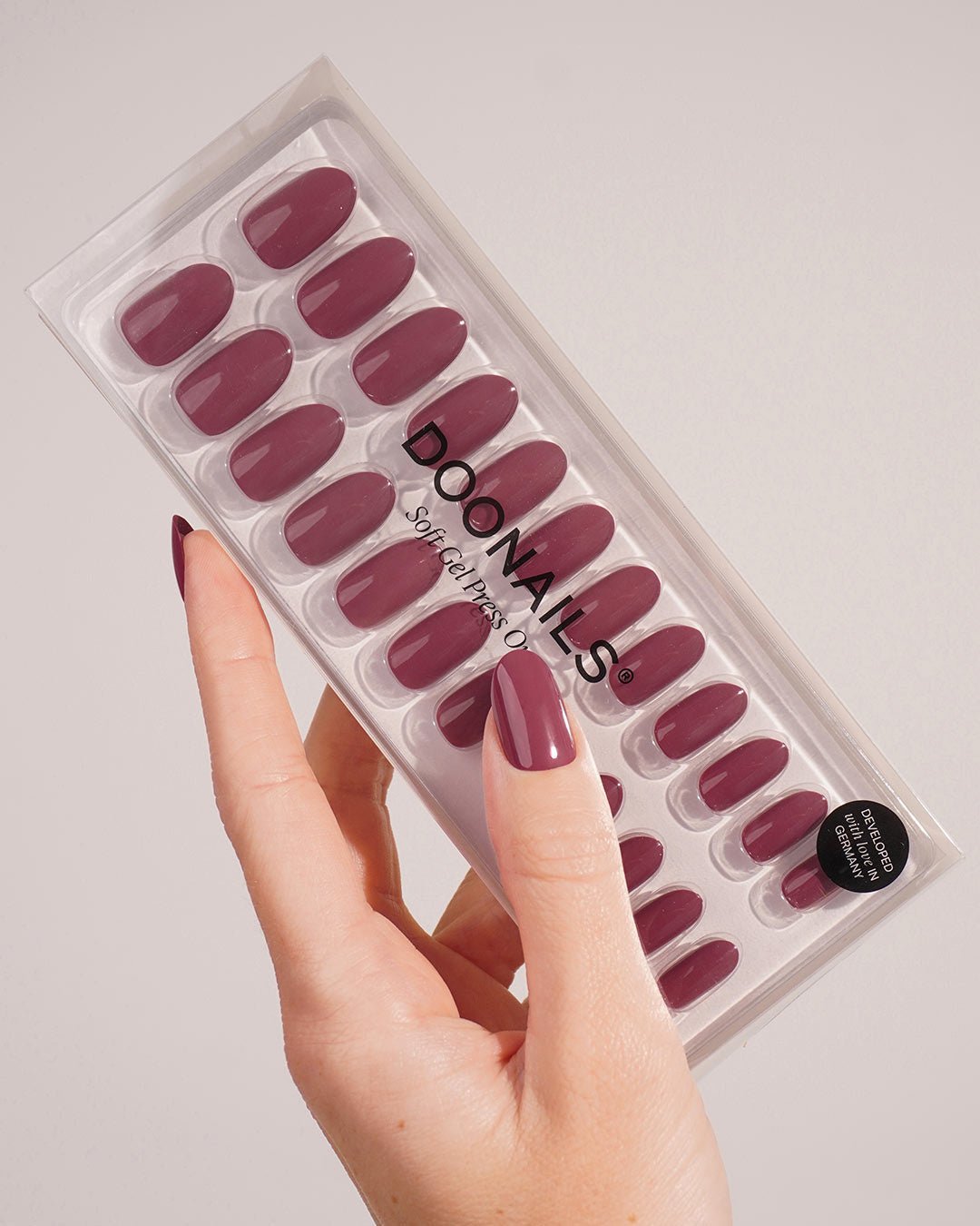 Bubblegum Medium Round Soft Gel Press Ons - Doonails Netherlands
