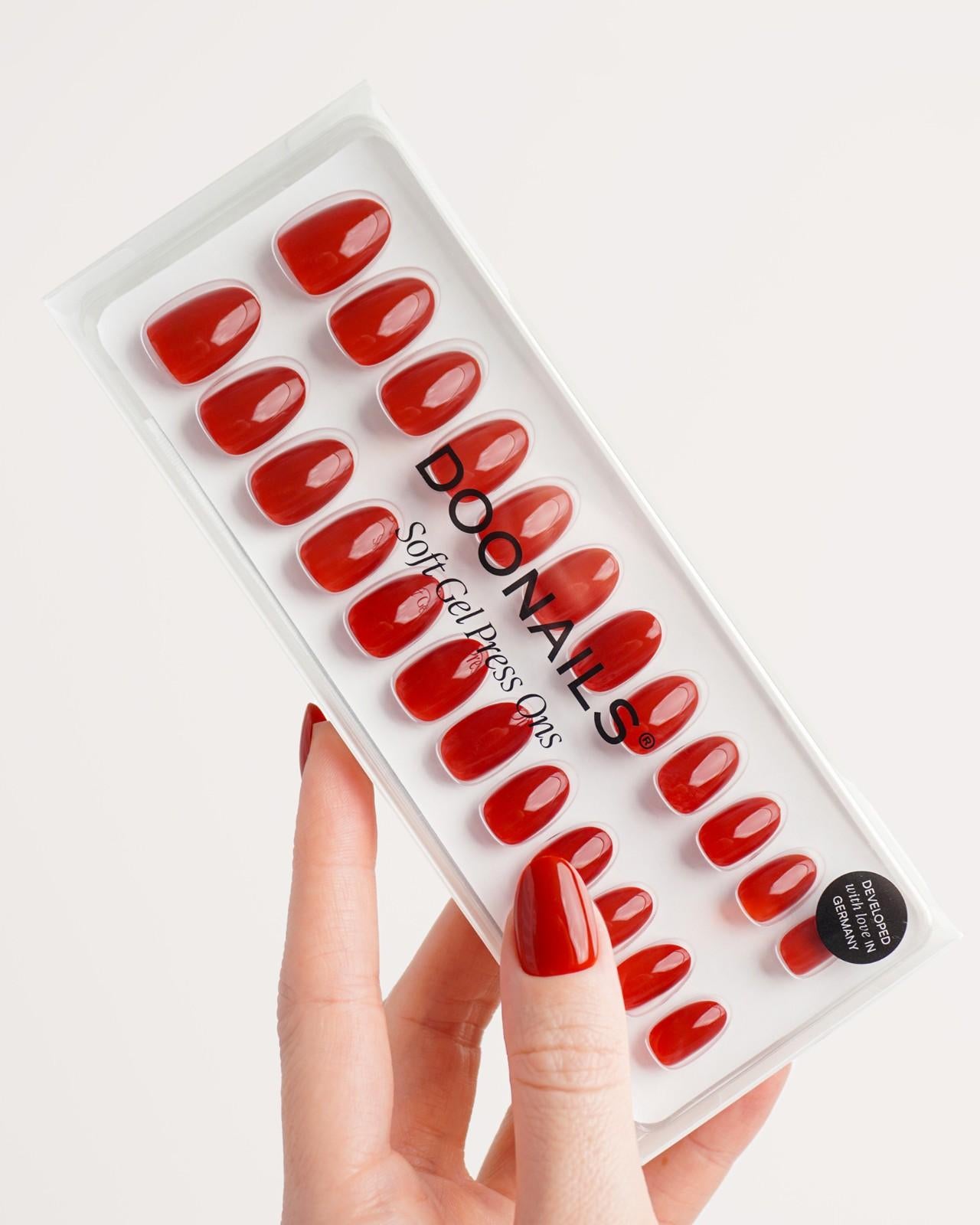 Mon Cheri Short Round Soft Gel Press Ons - Doonails Netherlands