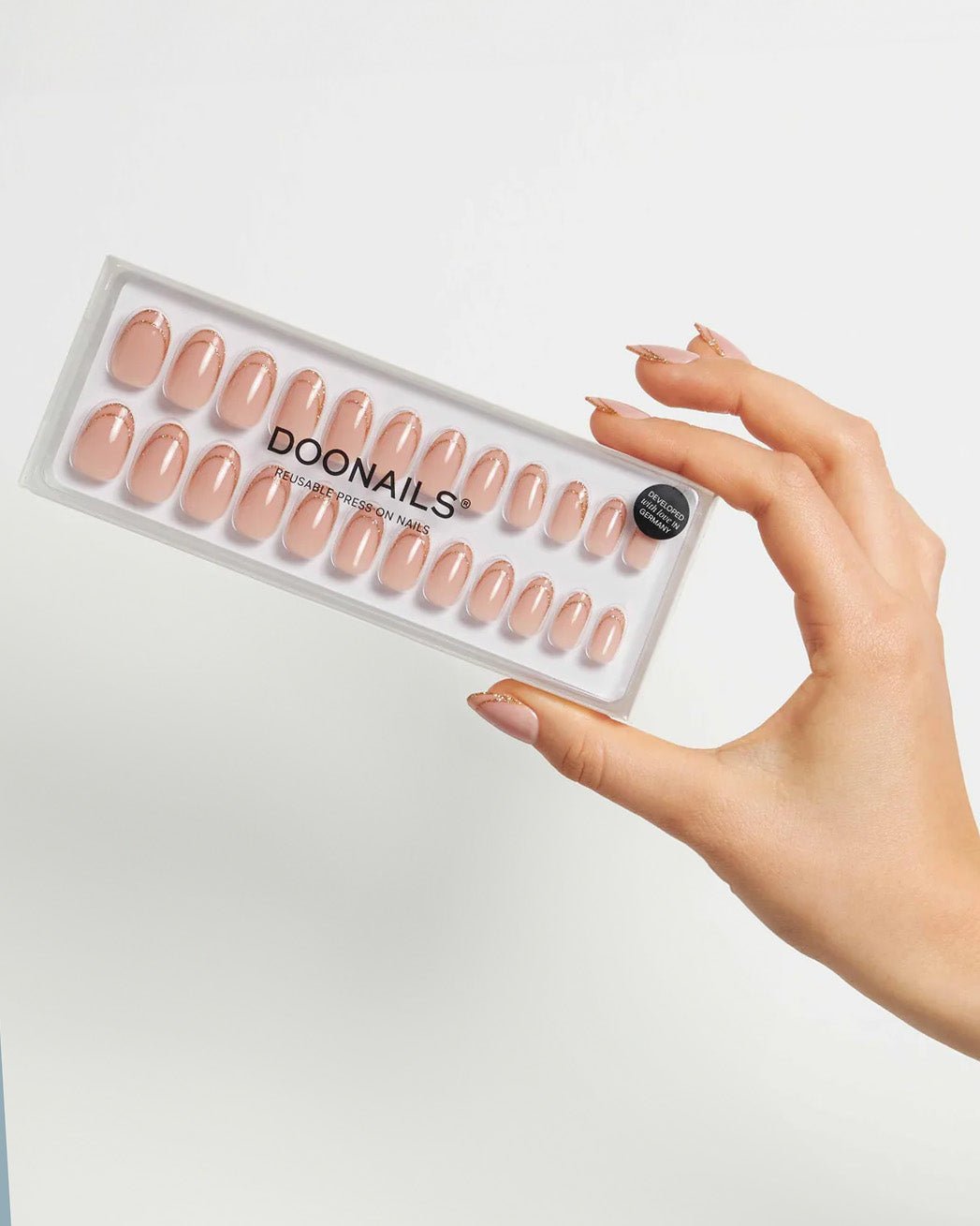 Golden French Medium Round Soft Gel Press Ons - Doonails Netherlands
