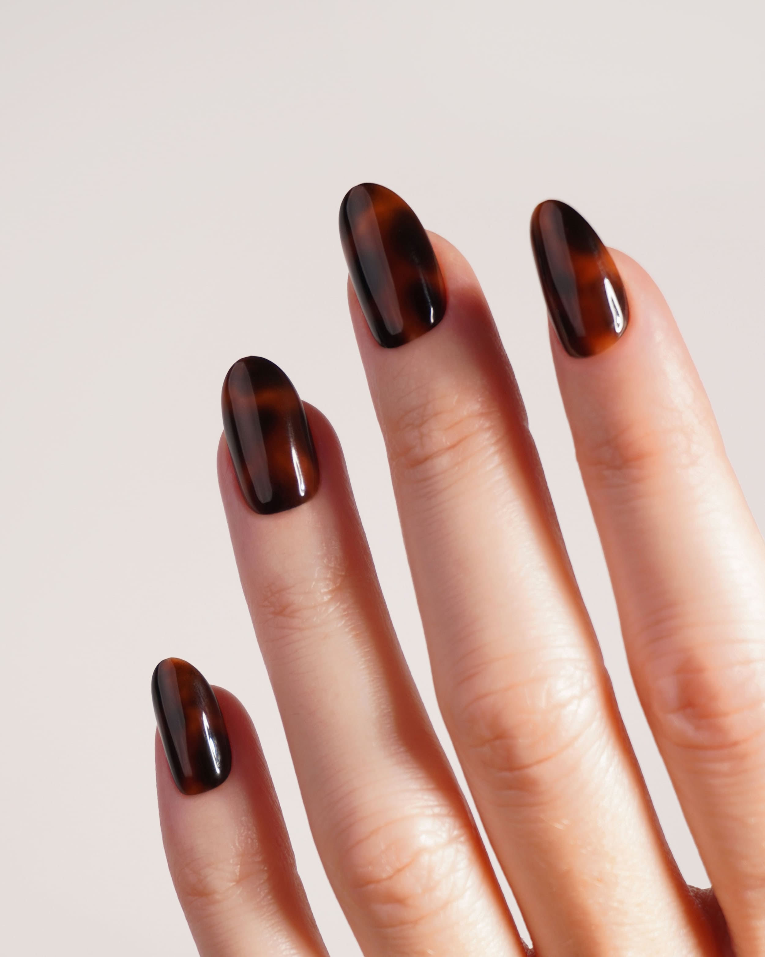 Mosaic Amber Medium Round Soft Gel Press Ons - Doonails Netherlands