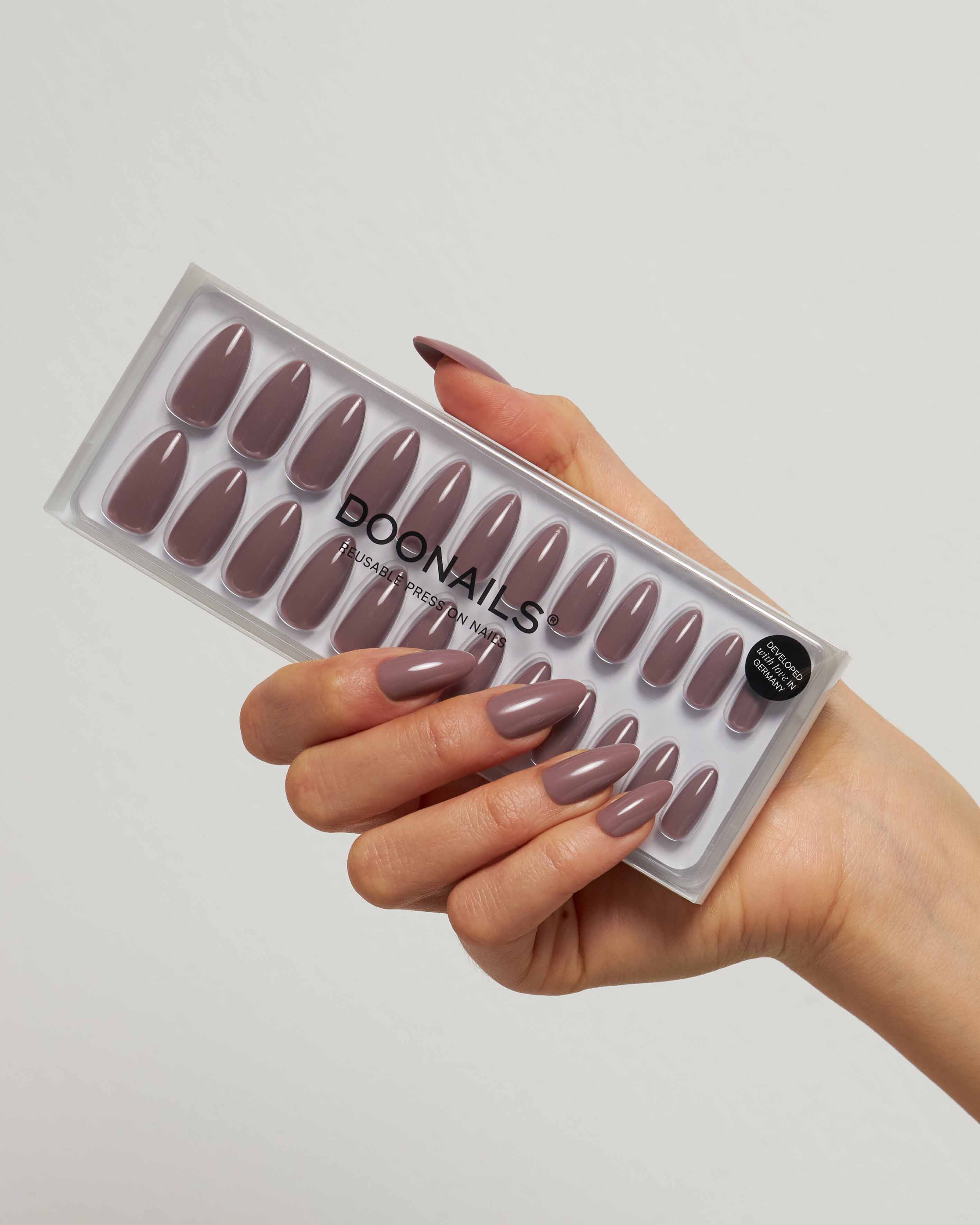 Silent Night Mauve Medium Almond Soft Gel Press Ons - Doonails Netherlands