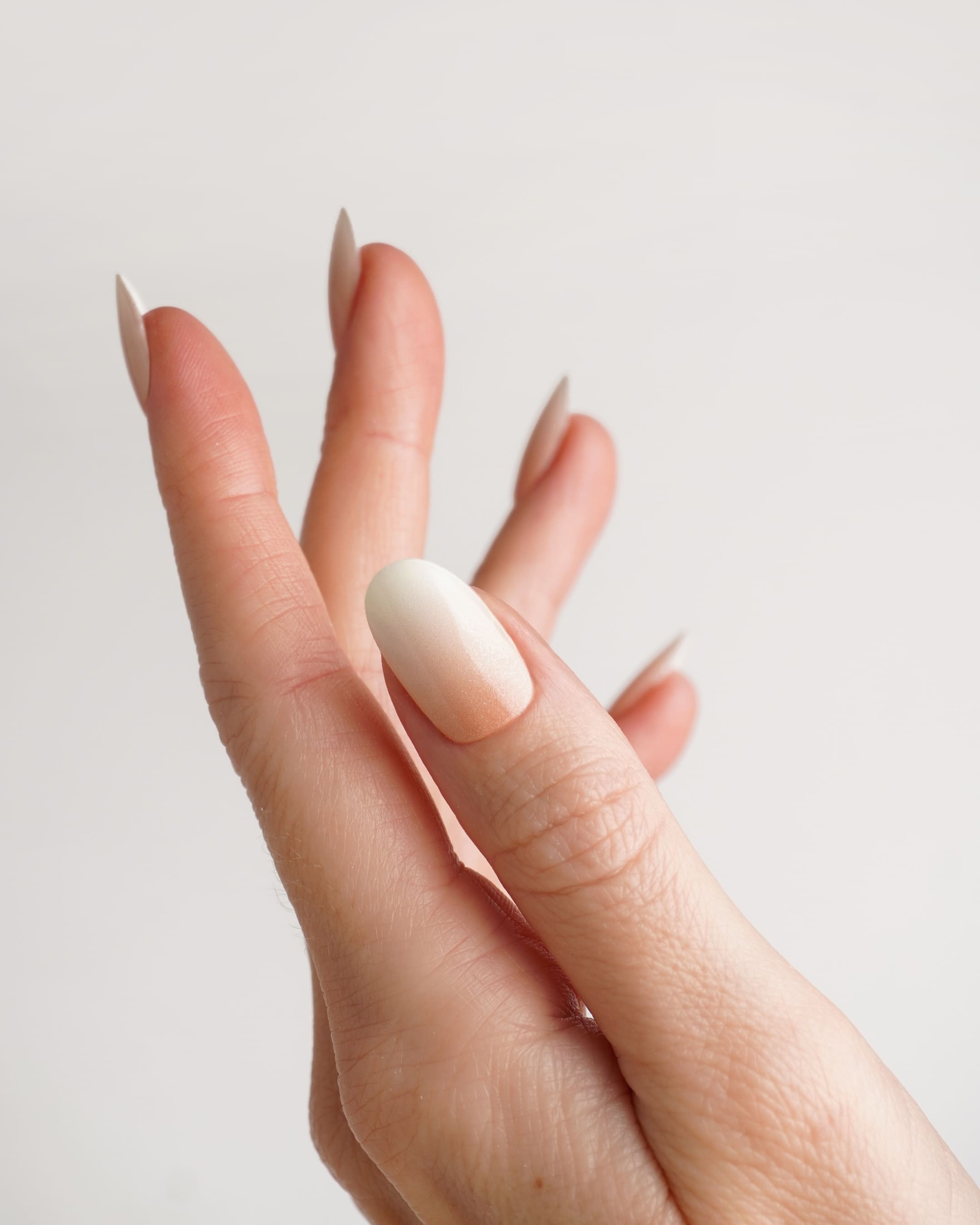 Nude Glitter Babyboomer Gel Strips - Doonails Netherlands