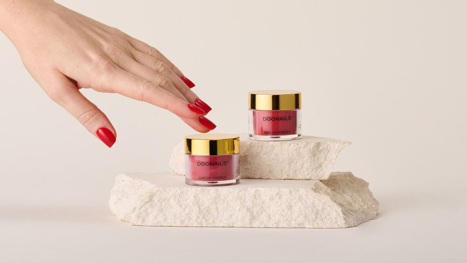 Goodbye, Dipping Powder: Waarom we afscheid nemen van Dipping