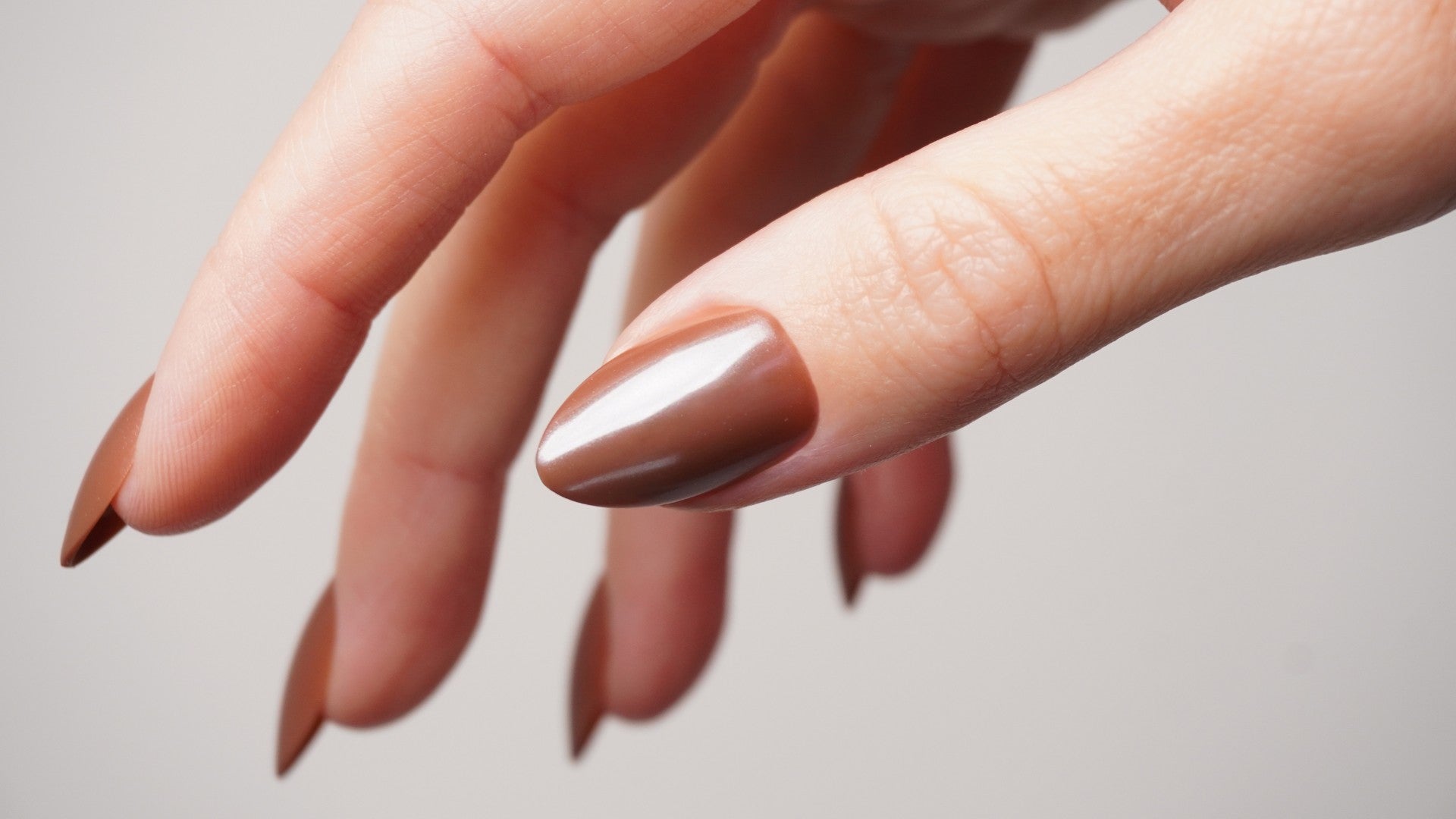 Celebrité geïnspireerde nageldesigns: Zo krijg je de look van Hailey Bieber en co. - Doonails Netherlands