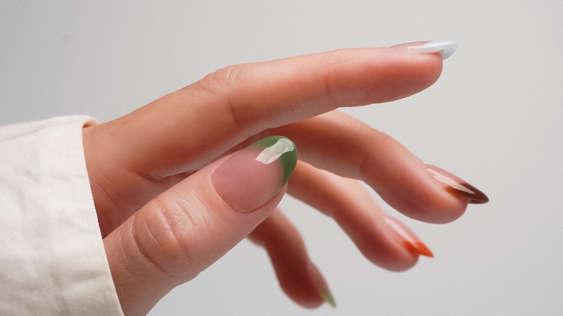 Koele dagen, warme kleuren: zo breng je de herfst op je vingertoppen - Doonails Netherlands