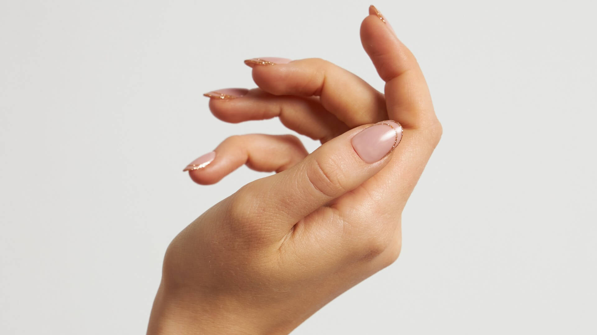 Daar kun je niet omheen: de grootste nageltrends van 2024 - Doonails Netherlands