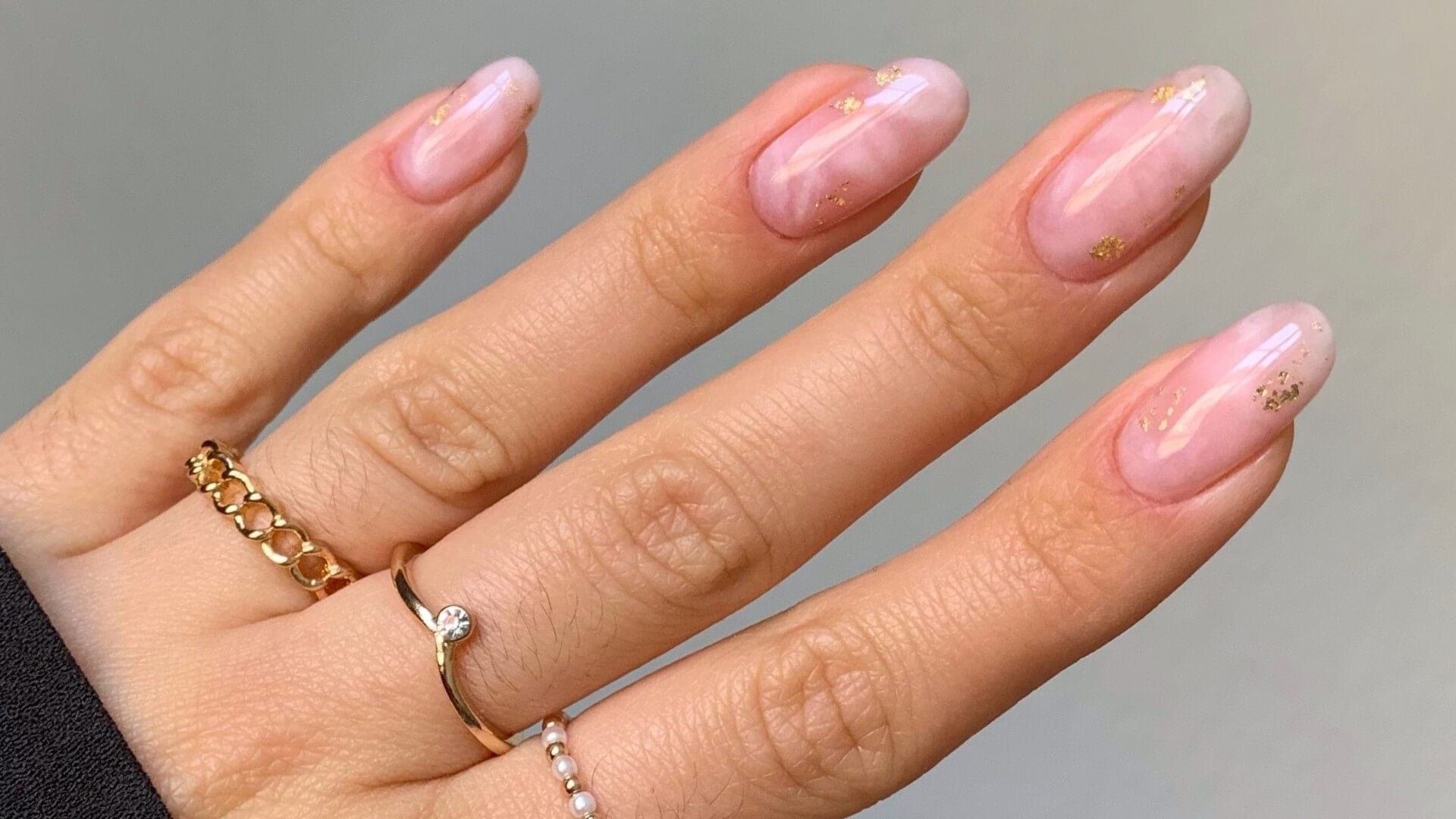 Ovale en amandelvormige nagels - Doonails Netherlands