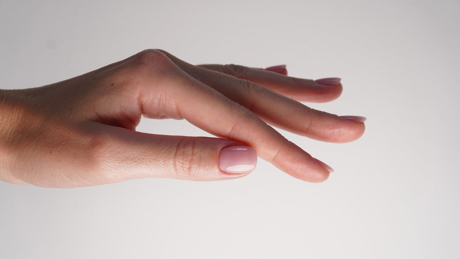 Take a break: nagelverzorging tijdens de dipping pauze - Doonails Netherlands