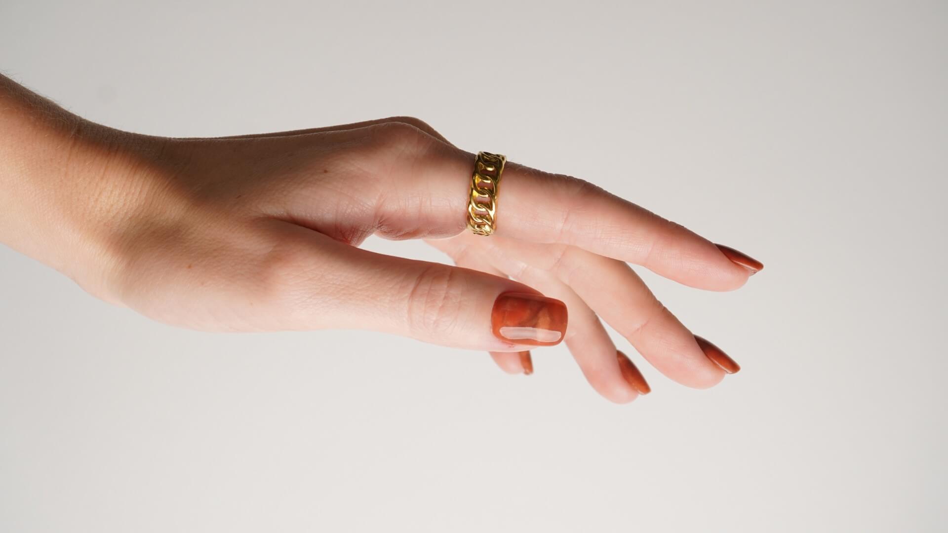 Nu wordt het wild: 3 eenvoudige animal print nageldesigns om na te maken - Doonails Netherlands