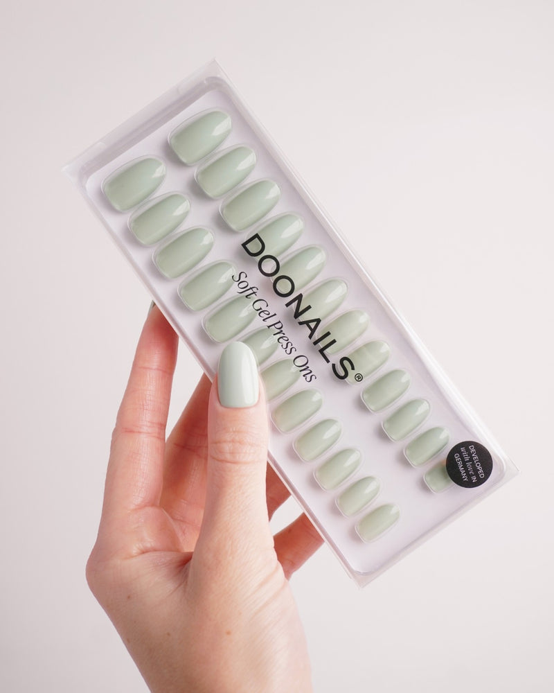 Cute Cucumber Medium Round Soft Gel Press Ons - Doonails Netherlands
