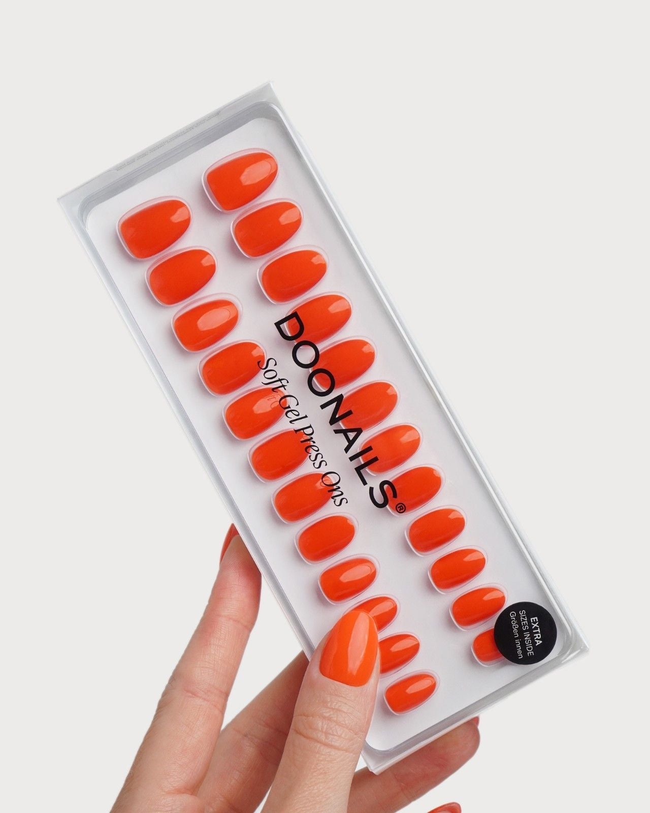 Dolve Vita Short Round Soft Gel Press Ons