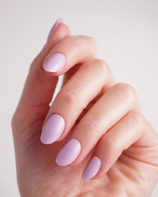 Lavender Mist Short Round Soft Gel Press Ons - Doonails Netherlands