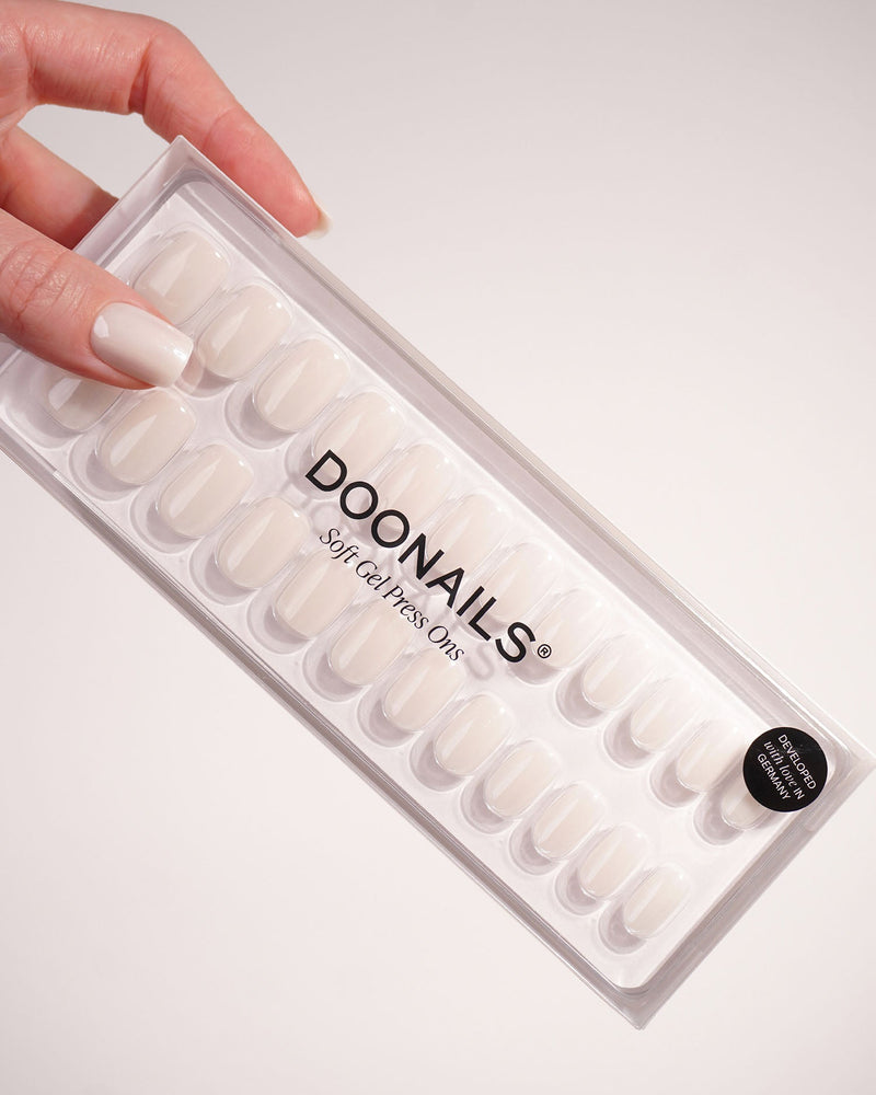 Marry Me Short Square Soft Gel Press Ons - Doonails Netherlands