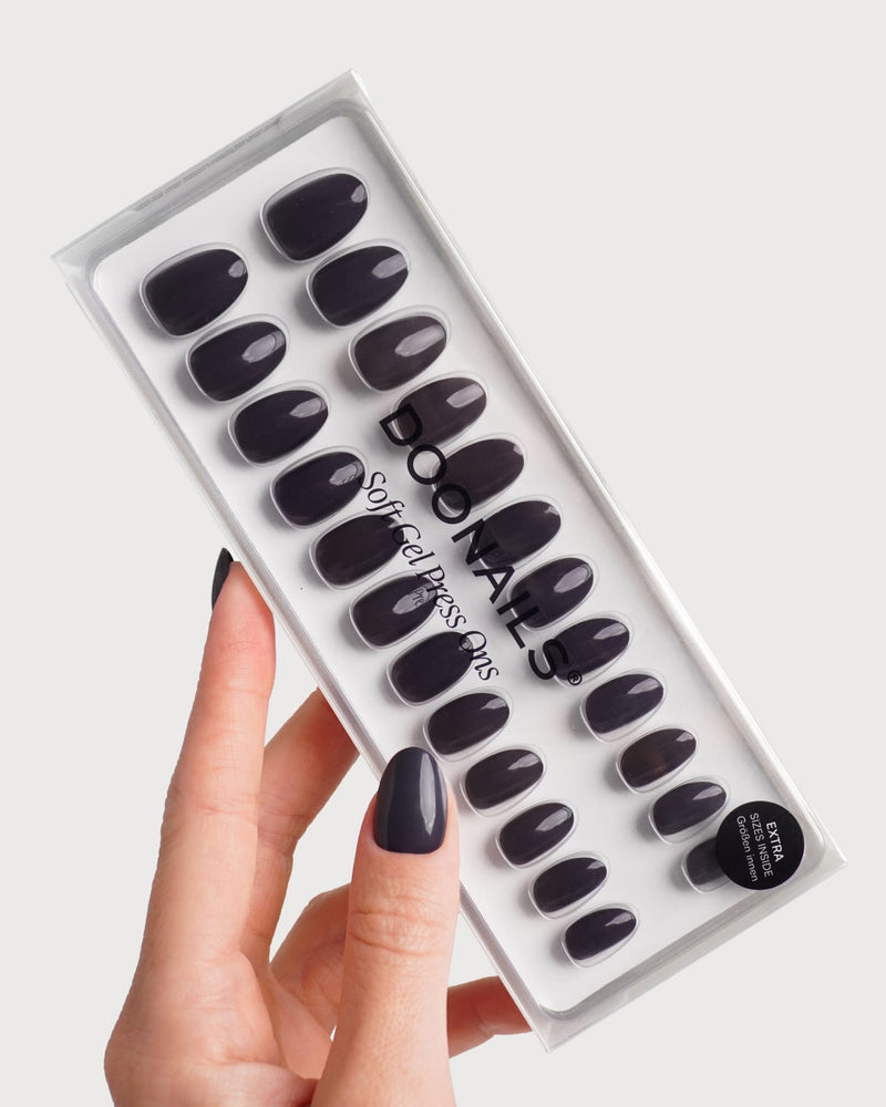 Stormy Grey Short Round Soft Gel Press Ons - Doonails Netherlands