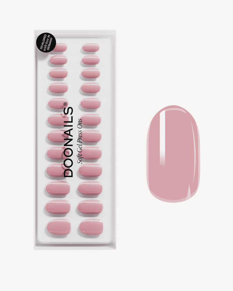Valentine Crush Medium Round Soft Gel Press Ons - Netherlands