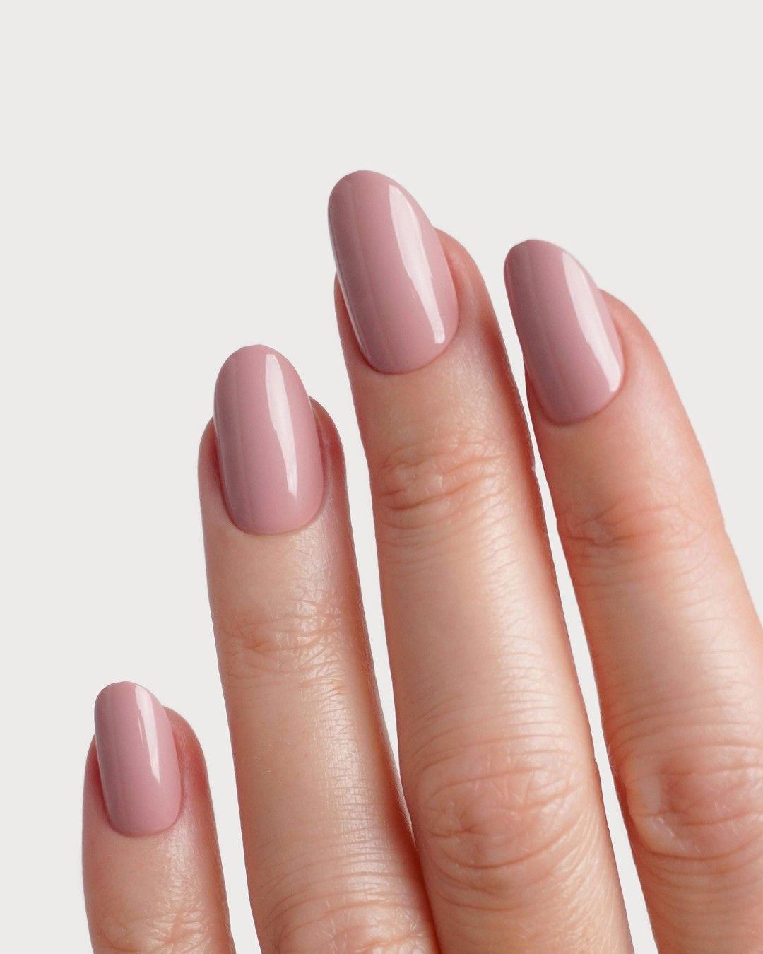 Valentine Crush Medium Round Soft Gel Press Ons - Netherlands