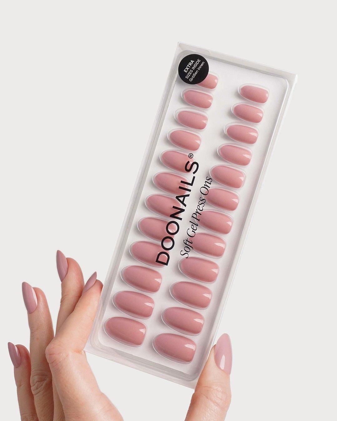 Valentine Crush Medium Round Soft Gel Press Ons - Netherlands