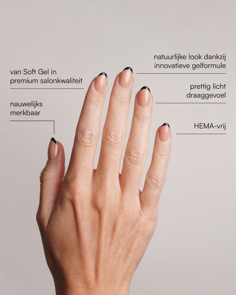 Black French Short Round Soft Gel Press Ons - Doonails Netherlands