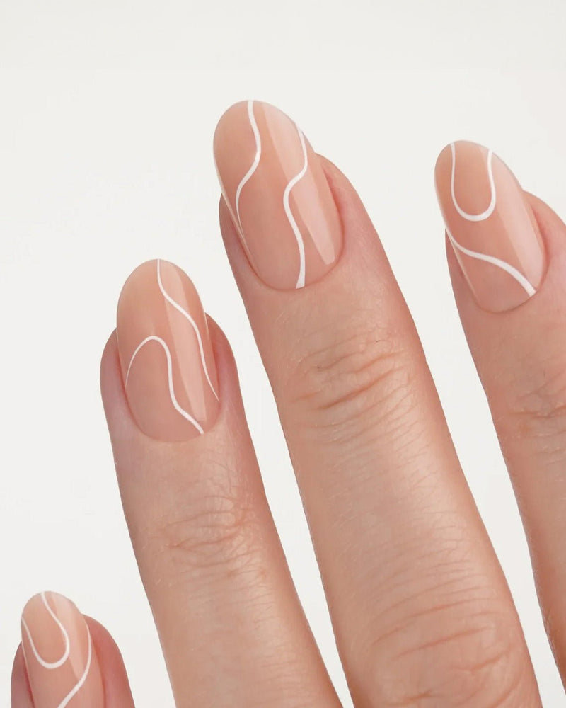 White Swirl Medium Round Soft Gel Press Ons - Doonails Netherlands