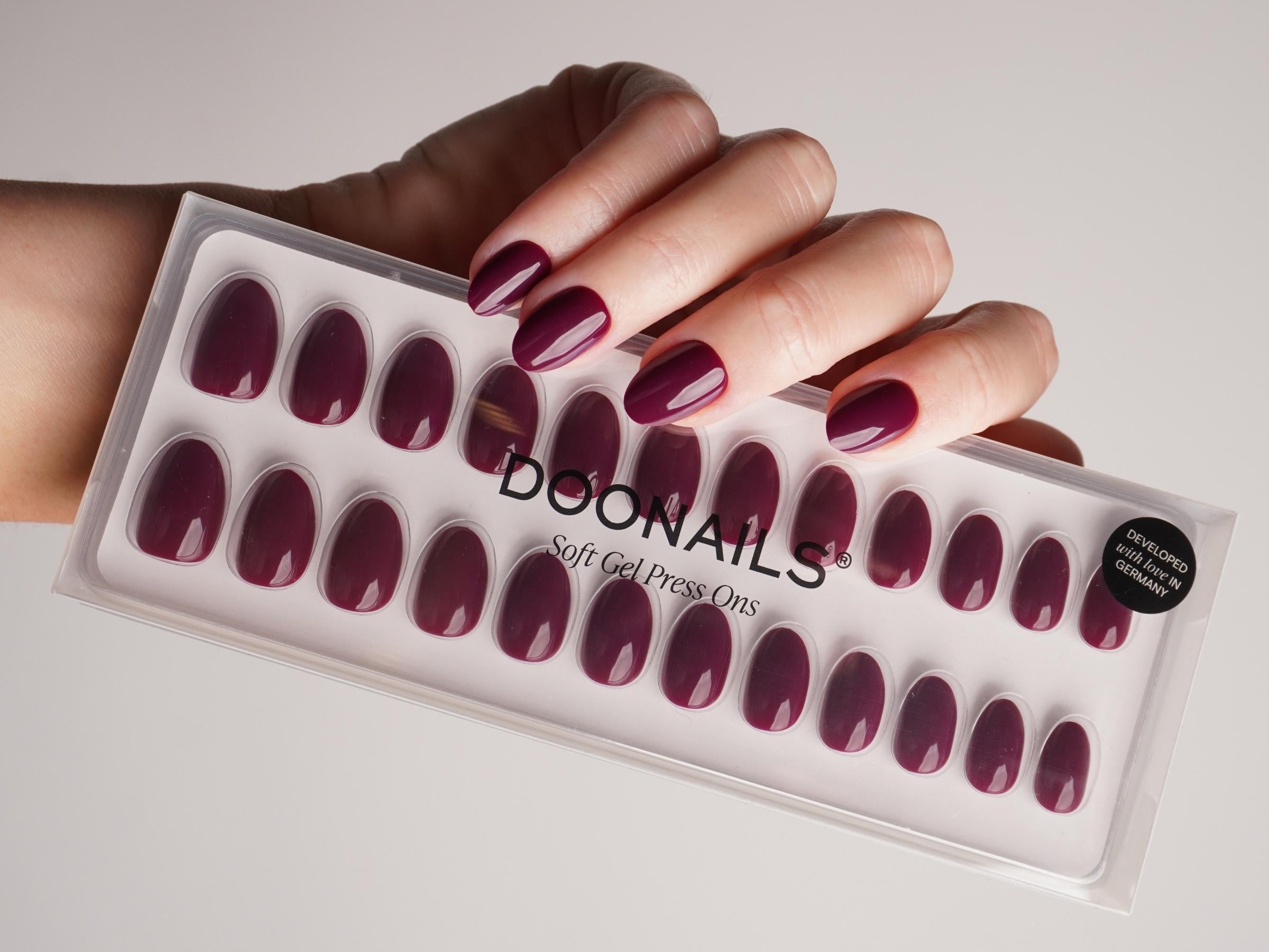 Round Soft Gel Press Ons