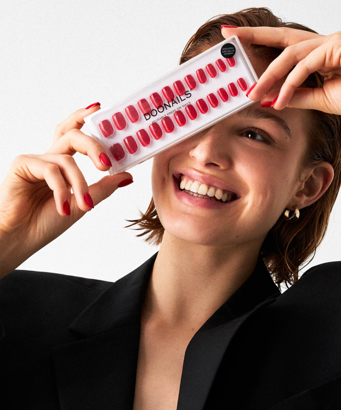 28 Novembre 2023: Lanciamo il nostro secondo metodo di manicure: Soft Gel Press Ons