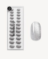 Grey Cat Eye Medium Round Soft Gel Press Onsdoonails